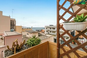 Property grounds - Casa Pepitas apt sea Front Monopoli (Monopoli)
