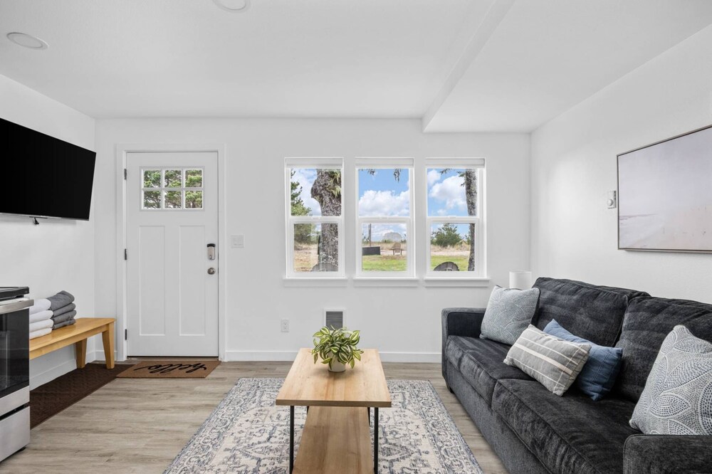 Twin Rocks Arch Views, Pet Friendly, Seconds to Beach, Community Fire-Pit, Volleyball - Unit 4