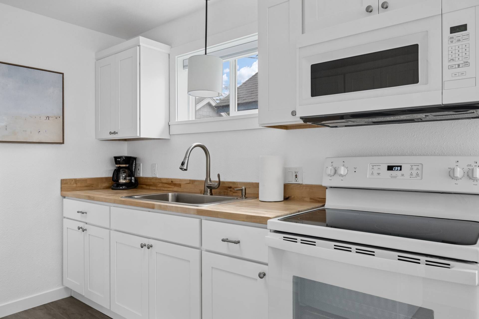 Wonderful Coastline Setting, Pet Friendly, Seconds to Beach, Community Fire-Pit, Volleyball - Unit 1