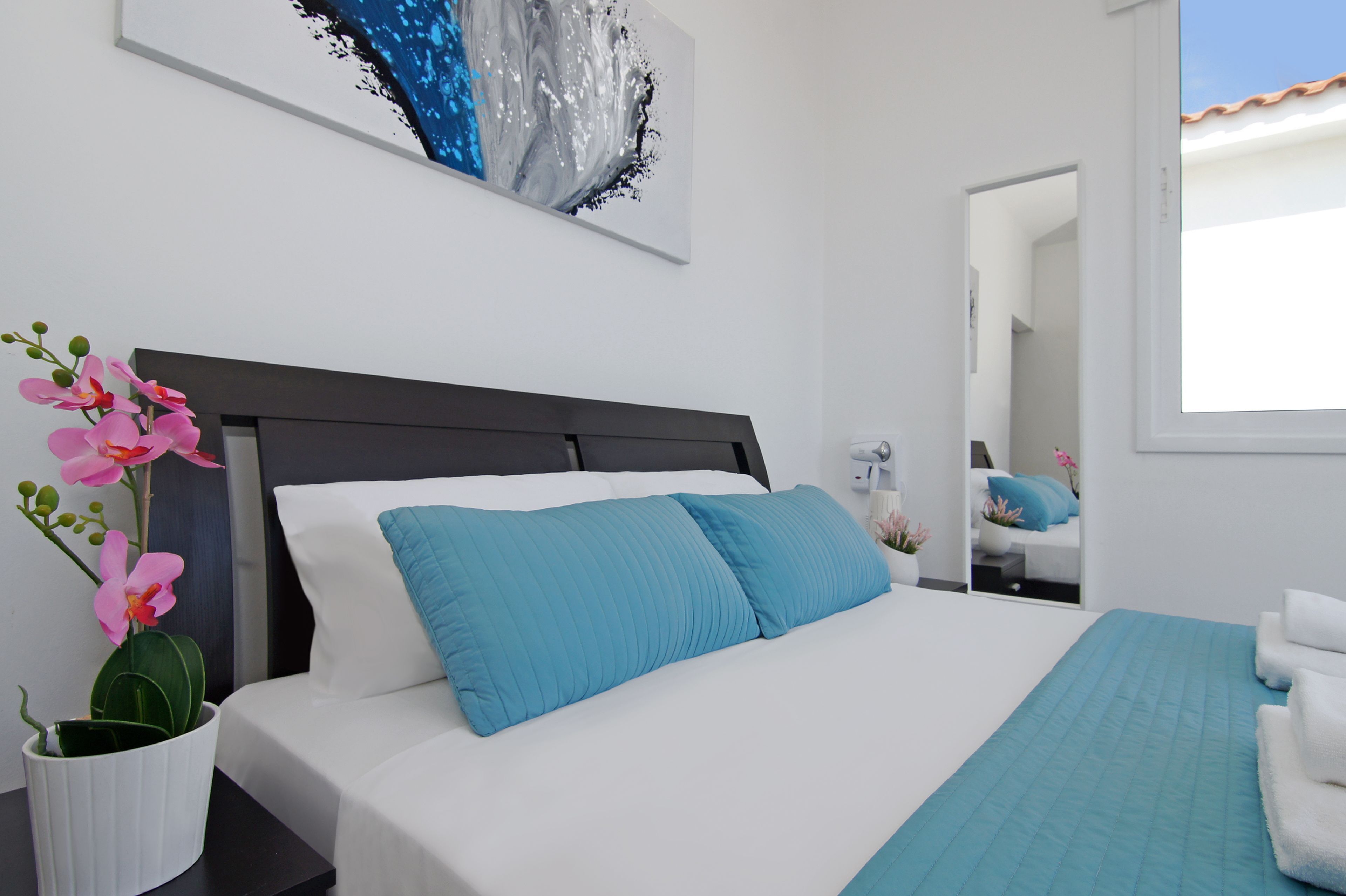 3 chambres, fer et planche à repasser, accès Internet, draps fournis