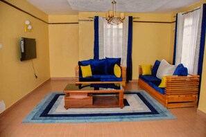 Flat-screen TV - Clear Sky Staycation (Syokimau)