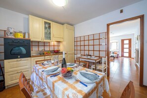 Appartement Familial, plusieurs chambres (Appartamento Miorelli 1) | Restauration