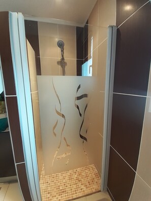 Dusche, Toilettenpapier