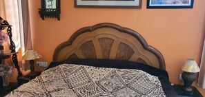1 dormitorio, escritorio, tabla de planchar con plancha y wifi gratis