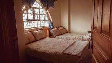 Standard Room | Bed sheets