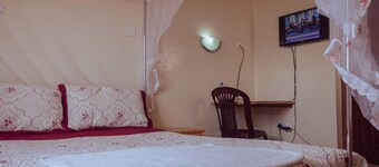 Yoeligen Guest House