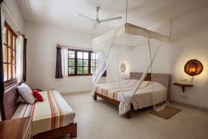 Bed sheets - Garoda Resort (Watamu)