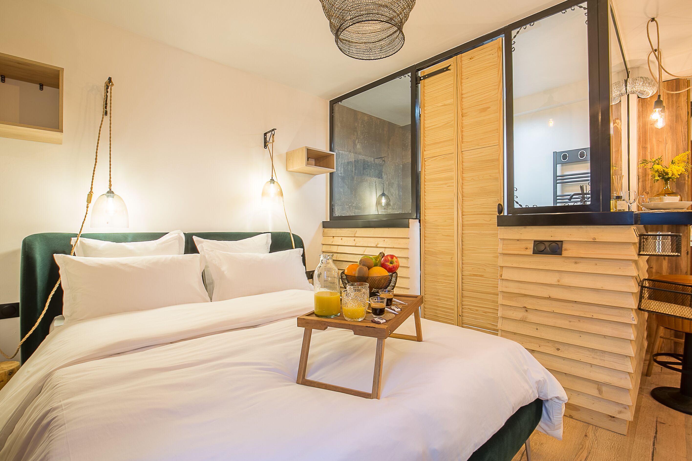 Stay in a Boutique Hotel spirit by the Sea