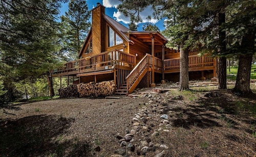 Pets | Hot Tub | Wildlife | Fire-Pit | WiFi | Shiloh Lodge