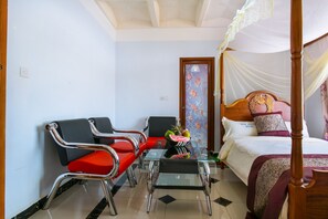 Standard Room | Bed sheets - Nice Digital City Hotel (Wang'uru)
