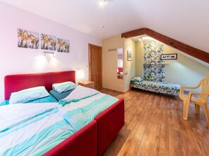 4 Schlafzimmer, Reisekinderbett, WLAN