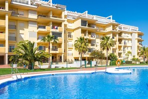 Pool - Modern Apartment 'In Jardin Botanico' with Sea View, Pool, Wi-Fi, Garden & Terrace (La Cala de Mijas)
