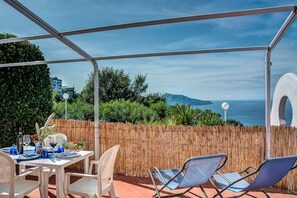 Terrace/patio - Blue-wave Experience Resort (Massa Lubrense)