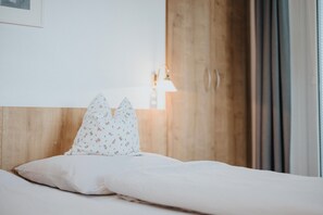 2 chambres, Wi-Fi gratuit, draps fournis