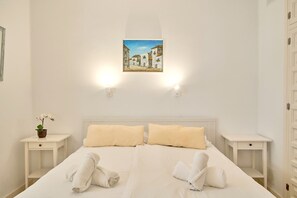 2 chambres, fer et planche à repasser, accès au Wi-Fi (inclus)