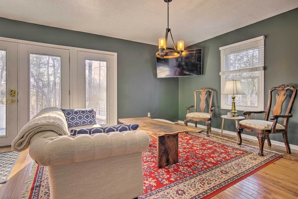 Mill Spring Vacation Rental | 3BR | 2BA | Stairs Required | 1,424 Sq Ft