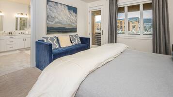 3 dormitorios, tabla de planchar con plancha, wifi gratis y ropa de cama