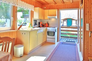 Fridge, oven, dishwasher