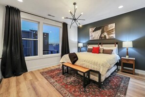 4 bedrooms, iron/ironing board, free WiFi, bed sheets