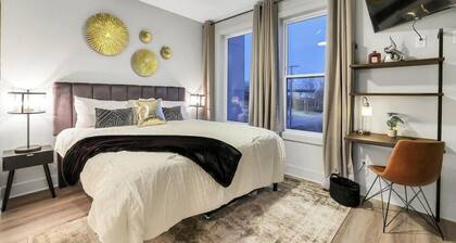 Jolene`s Rooftop - Amazing views of downtown