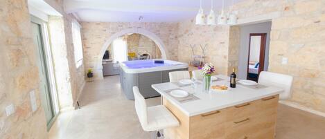 Villa | Private kitchen | Fridge, oven, stovetop, coffee/tea maker