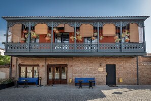 Fachada de la propiedad