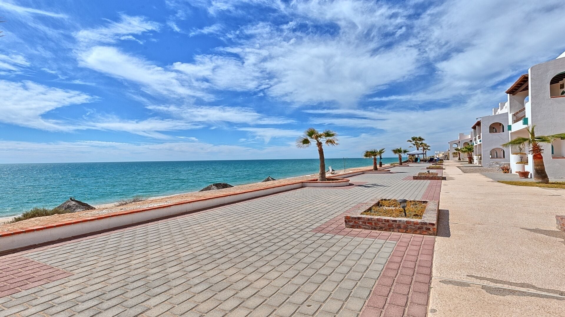 Amazing  Beachfront! Villa 19