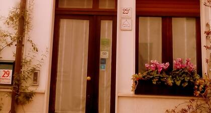 Miratrulli Apartment, in the center of Alberobello, with panoramic views of the Trulli.