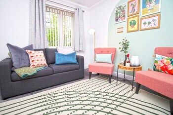 The Dock House - Newport City Centre