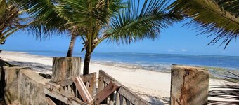 Cozy Beach Haven in Mombasa (Kikambala)