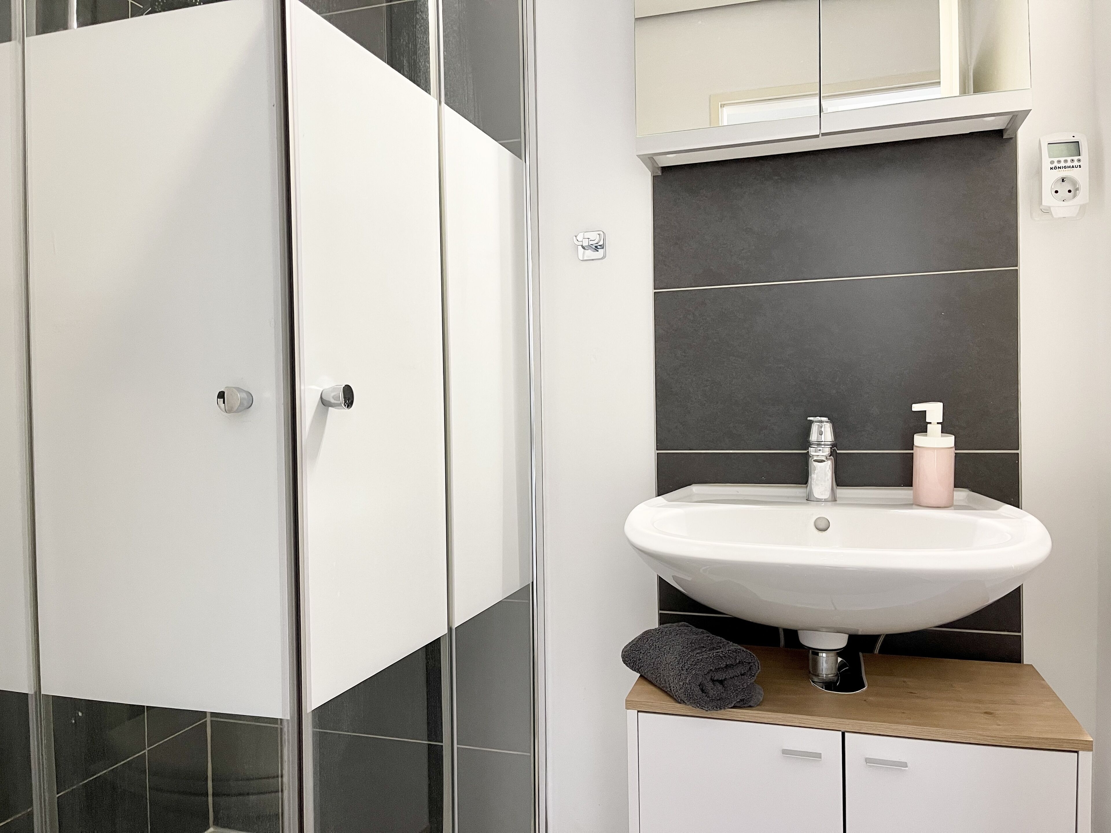 Zentral gelegene Studios I home2share