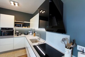 Fridge, microwave, oven, stovetop - Villa Anselmi (pescoluse)