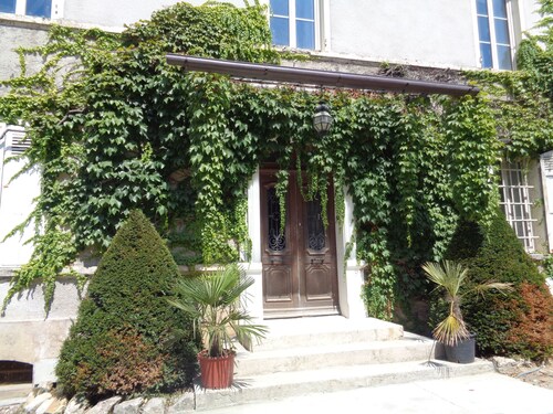 L'annexe du Château de Saint Genix