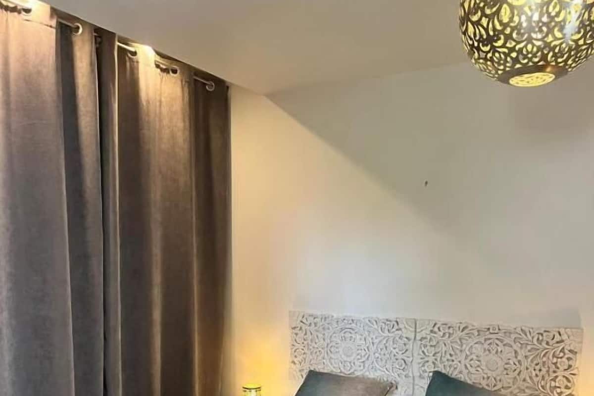 Kamar Double | Seprai linen