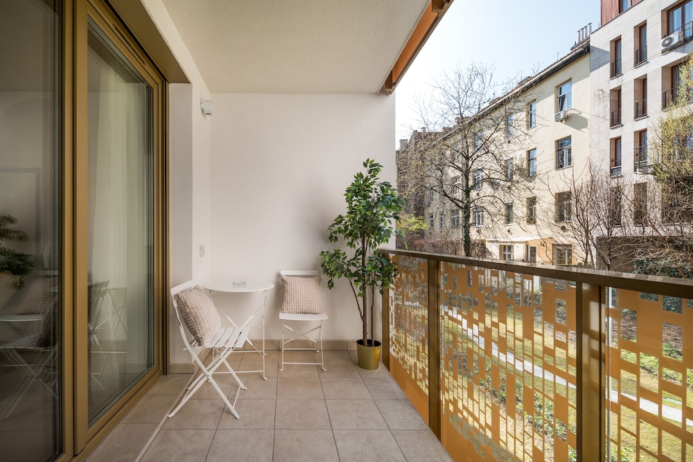 Vagabond Grand'Or by null