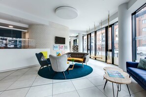 Reception - Yugo Kavanagh Court (Dublin)