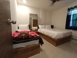 Chambre Deluxe Double ou avec lits jumeaux | Wi-Fi gratuit