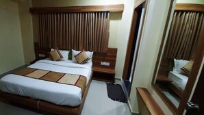 Unclassified image, 4 of 40, button - Hotel Mansarovar (Vadodara)