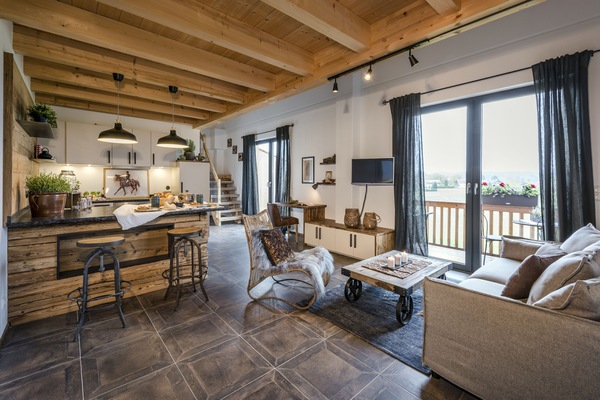 Smart-tv, boeken, een muziekbibliotheek en een stereo