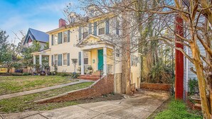 Unclassified image, 2 of 29, button - The Woodside Guest House (Fayetteville)
