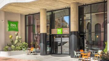 Facciata della struttura