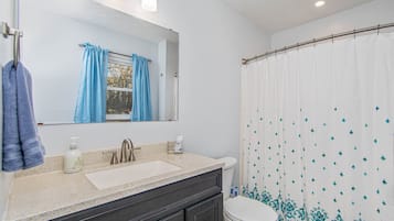Shower, towels