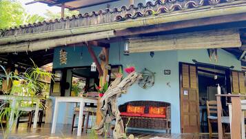 Façade de lâhĂ©bergement