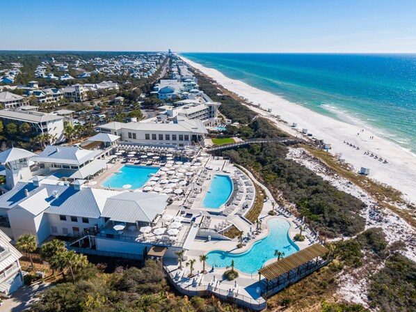 Exterior - Watercolor Coastal Luxury, 4 Bedroom, Pet-Friendly, 6 Seater Golf Cart, Steps from Dragonfly Pool! (Santa Rosa Beach)