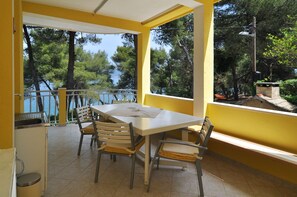 Apartment, Mehrere Betten | Balkon