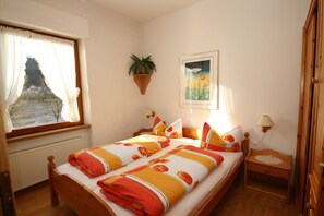 1 bedroom, in-room safe, free WiFi, bed sheets