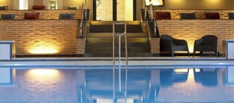 Magnificent 5* villa with swimming pool 20 minutes from Futuroscope