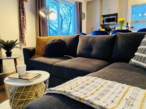 Smart TV, fireplace, offices