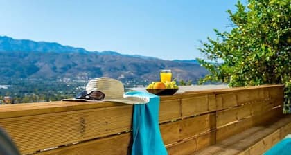 Superior Apartment - Overlooking Chania-with Pool