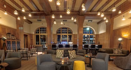ALPINE INN Davos